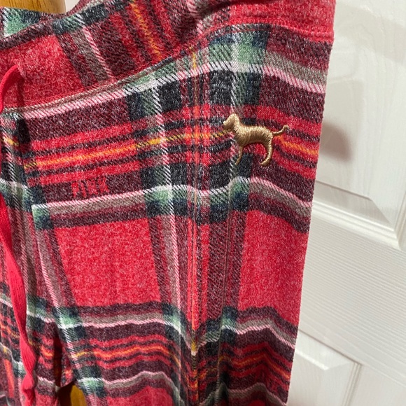 NWOT VS Pink Holiday themed pj set - Picture 6 of 6